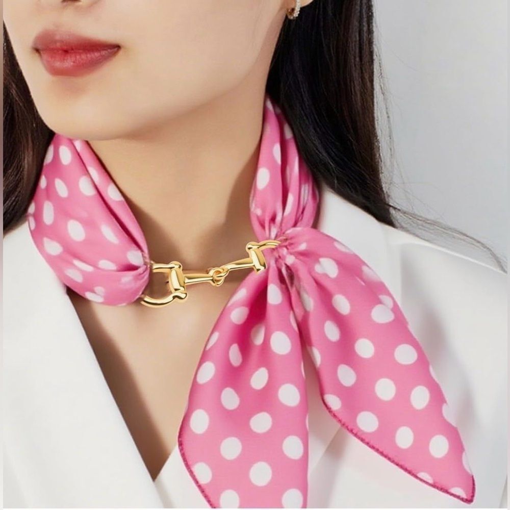New! 1-pc in Goldtone Designer-Style Horse-bit Buckle Scarf Ring